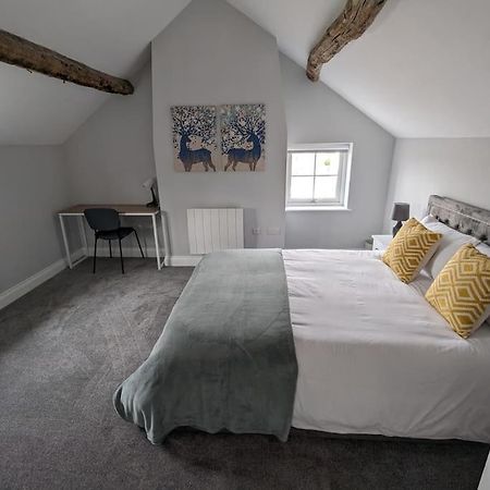 31 High Street - Modern & Stylish 2-Bed Apartment - Inc Parking Husbands Bosworth Zewnętrze zdjęcie